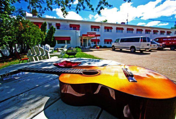 Holiday Music Motel Sturgeon Bay Exterior foto